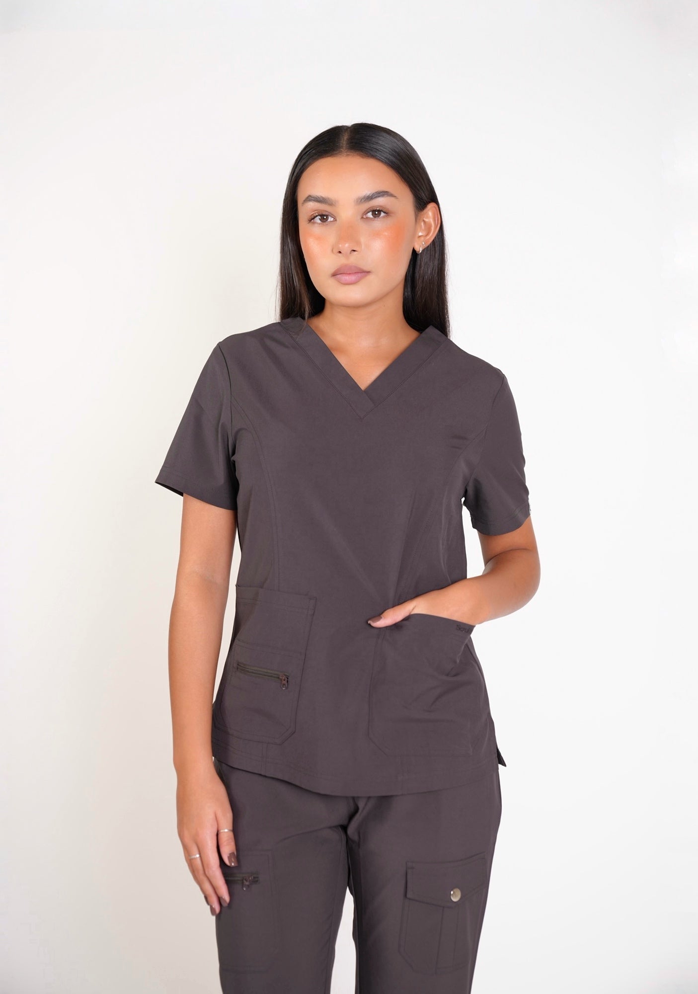 ESSENTIAL SCRUB SET - ESPRESSO BROWN