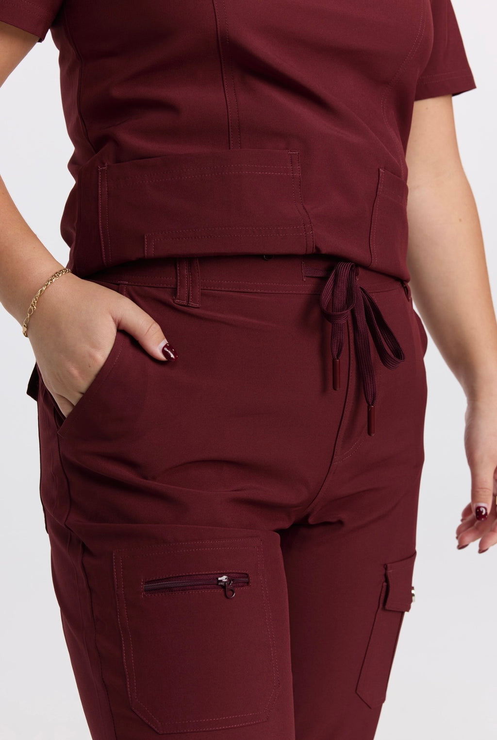 ESSENTIAL SCRUB SET - VELVET BURGUNDY